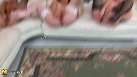 28943