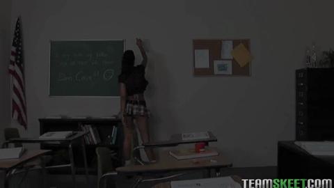 33894